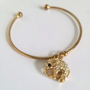 Gold Tone Elephant Rhinestone Crystal Costume Jewelery Open Cuff Charm Bracelet